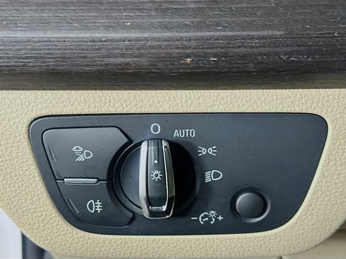 Used 2024 Audi Q5 2.0T Premium Plus image 16