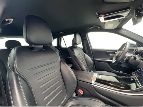 Used 2024 Mercedes-Benz GLC 300 4MATIC w/ AMG Line image 28
