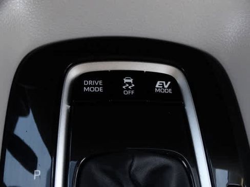 Used 2023 Toyota Corolla LE w/ Carpet Mat Package (TMS) image 31