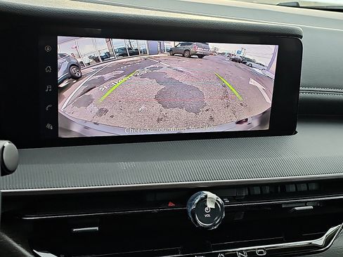 Certified 2025 Nissan Murano SV image 18