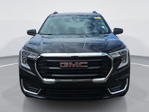 Used 2023 GMC Terrain SLE w/ Driver Convenience Package FWD image 10