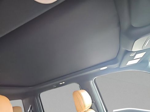 Used 2022 Ford F150 Platinum w/ Equipment Group 701A High image 34