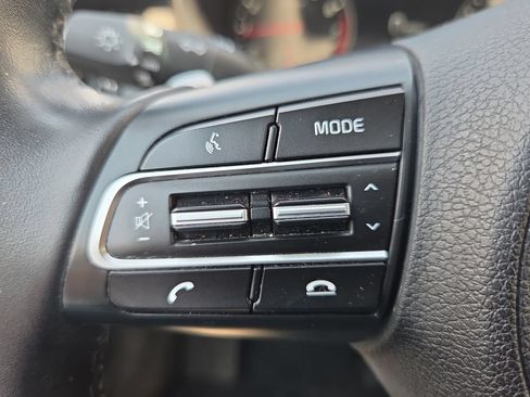 Used 2018 Kia Stinger Premium AWD/4WD image 31