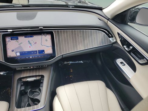 Certified 2025 Mercedes-Benz E 350 Sedan image 14