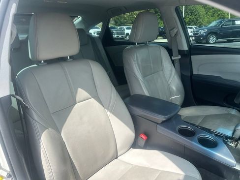 Used 2013 Toyota Avalon Limited FWD image 34
