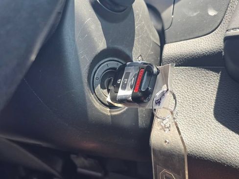 Used 2019 Honda HR-V Sport image 23
