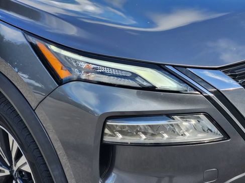 Certified 2023 Nissan Rogue SV FWD image 10
