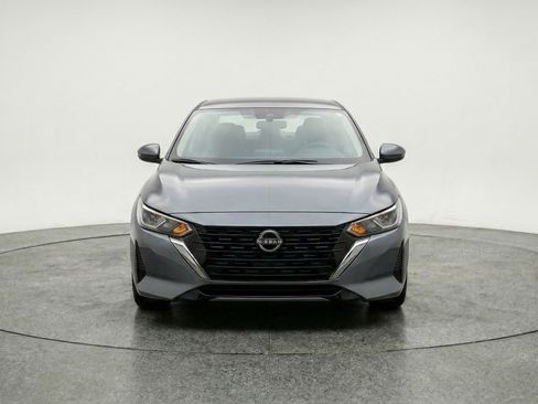 Used 2025 Nissan Sentra SV image 2