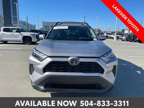 Used 2024 Toyota RAV4 XLE w/ Convenience Package FWD image 9