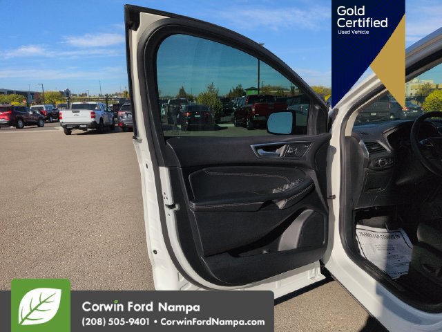 Used 2024 Ford Edge Titanium AWD/4WD image 12