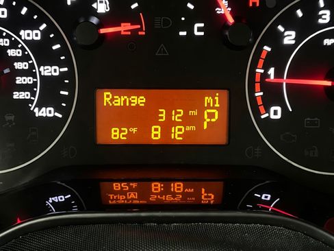 Used 2022 RAM ProMaster City Tradesman FWD image 8