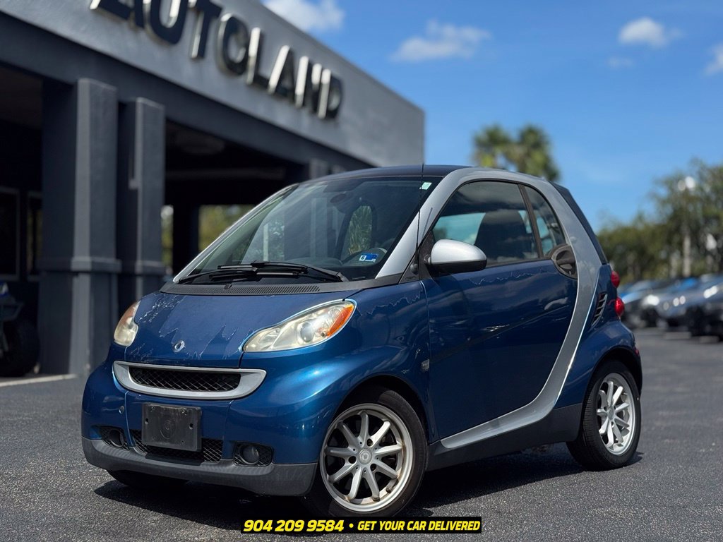 Used 2008 smart fortwo passion RWD image 2