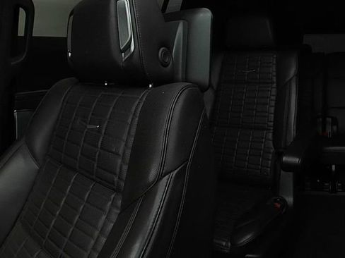 Used 2023 Cadillac Escalade ESV V AWD/4WD image 26