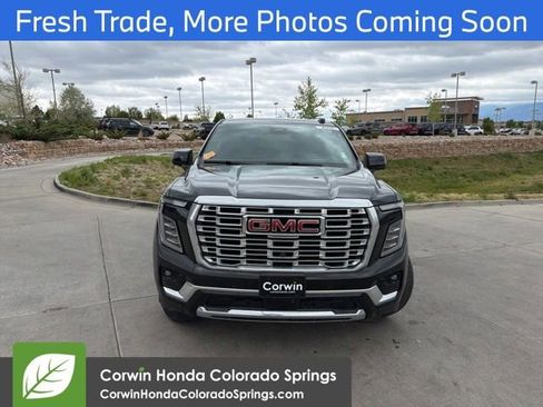 Used 2025 GMC Yukon XL Denali AWD/4WD image 2