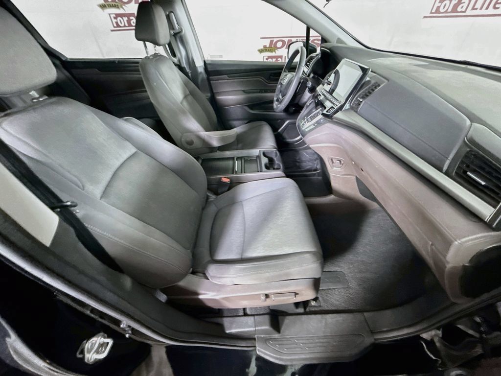 Used 2019 Honda Odyssey EX image 27