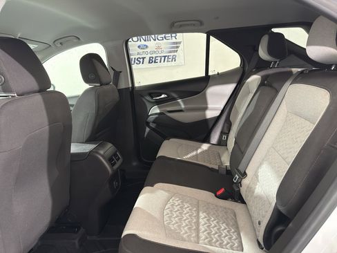 Used 2022 Chevrolet Equinox LT image 16