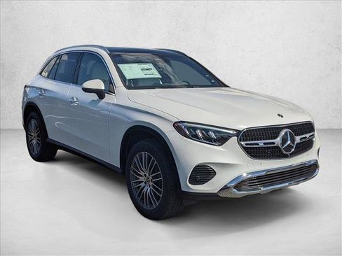 Used 2026 Mercedes-Benz GLC 300 4MATIC image 6