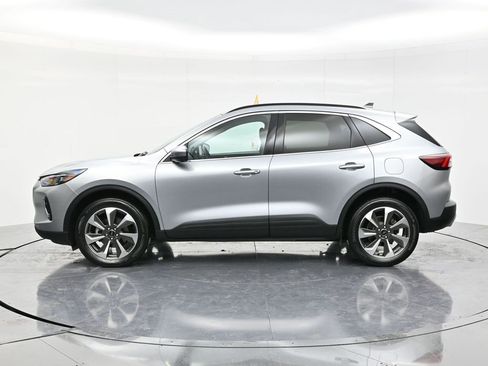 Certified 2023 Ford Escape Platinum image 8