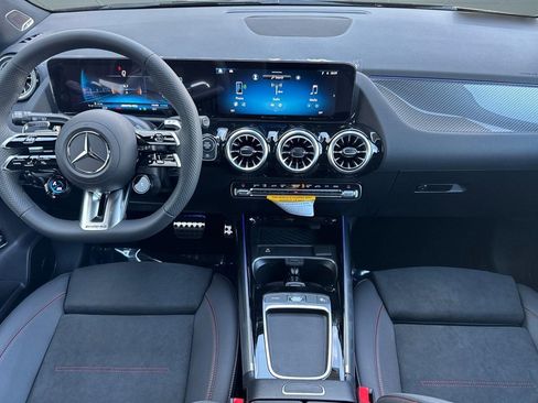 New 2026 Mercedes-Benz GLA 35 AMG 4MATIC image 26