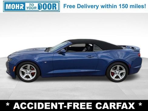 Used 2020 Chevrolet Camaro LT RWD image 2
