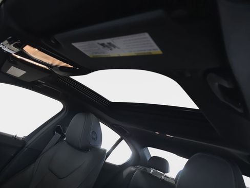 New 2026 BMW 330i Sedan w/ Convenience Package image 18