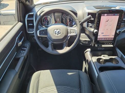 New 2026 RAM 2500 Big Horn AWD/4WD image 19