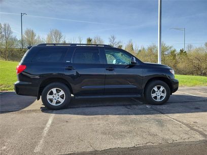 Used 2015 Toyota Sequoia SR5 w/ Premium Package