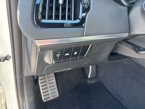 Certified 2023 Kia Stinger GT-Line w/ Sun & Sound Package AWD/4WD image 7