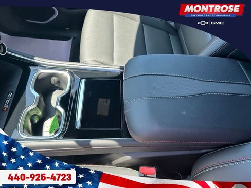 New 2026 Chevrolet Traverse Z71 w/ Enhanced Driving Package AWD/4WD image 16