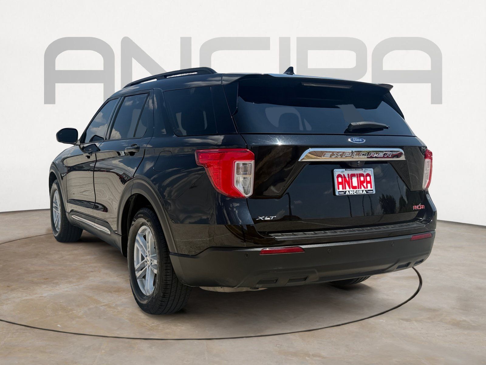 Used 2022 Ford Explorer XLT RWD image 8