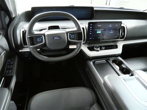 Certified 2025 Ford Expedition Max Active image 4