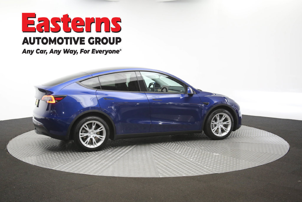 Used 2021 Tesla Model Y Long Range AWD/4WD image 41