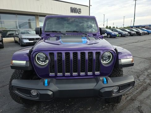 Used 2023 Jeep Wrangler Unlimited Rubicon 4xe w/ Safety Group image 10