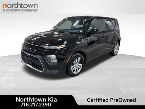 Used 2022 Kia Soul LX image 3