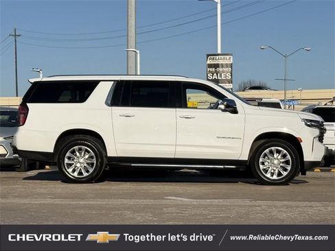 Used 2023 Chevrolet Suburban Premier image 5