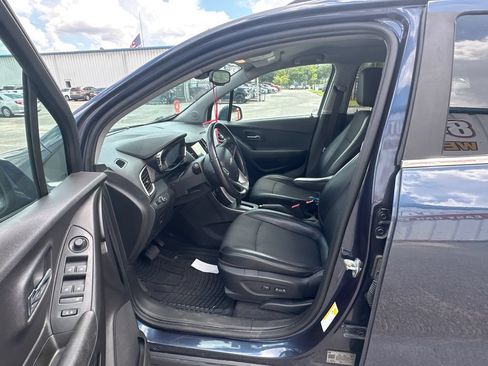 Used 2018 Chevrolet Trax LT w/ Driver Confidence Package FWD image 11