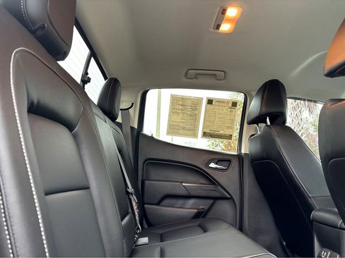 Used 2022 Chevrolet Colorado ZR2 image 11