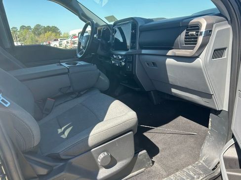 Used 2024 Ford F150 XLT image 12