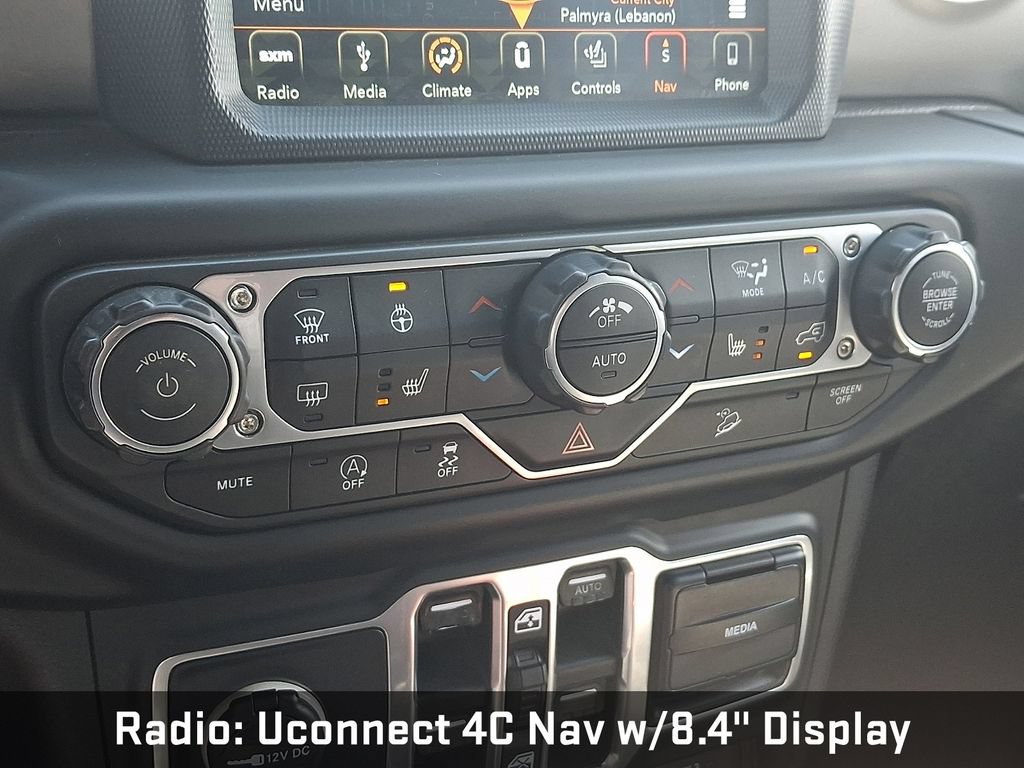 Used 2018 Jeep Wrangler Unlimited Sahara AWD/4WD image 19