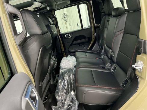 New 2026 Jeep Gladiator Rubicon image 22