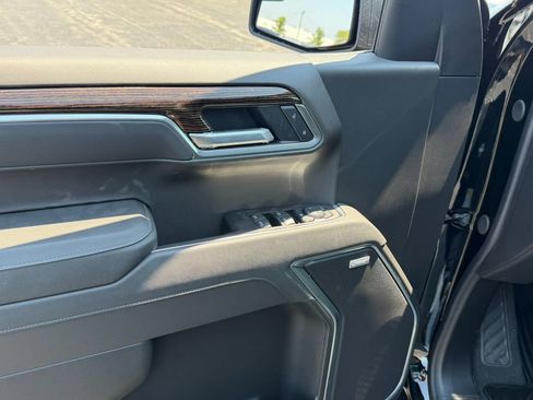 New 2026 GMC Sierra 1500 Elevation w/ Preferred Package AWD/4WD image 23