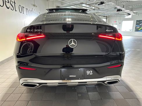 Used 2026 Mercedes-Benz GLC 300 4MATIC image 5