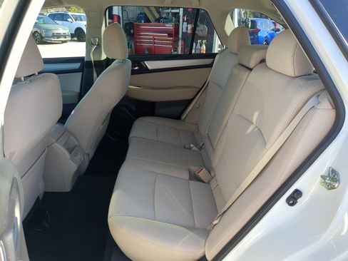 Used 2018 Subaru Outback 2.5i Premium w/ Popular Package #1 image 16