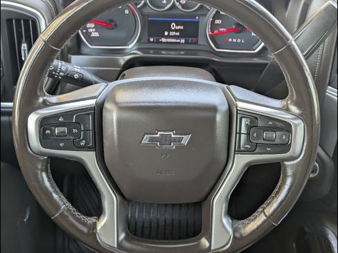 Used 2020 Chevrolet Silverado 1500 LT Trail Boss image 30
