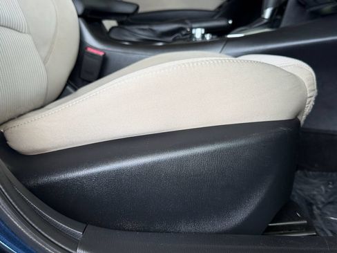 Used 2016 MAZDA MAZDA3 i Sport w/ Preferred Equipment Package FWD image 41