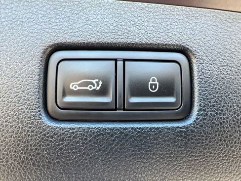 Used 2023 Genesis GV70 2.5T w/ Advanced Package AWD/4WD image 62