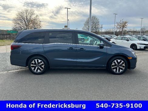 Certified 2026 Honda Odyssey EX-L image 7