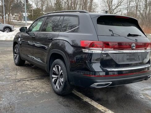 New 2026 Volkswagen Atlas SE image 7
