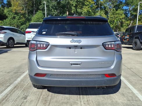 Used 2019 Jeep Compass Limited FWD image 6