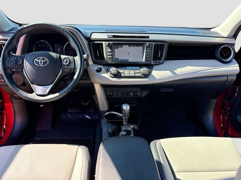 Used 2016 Toyota RAV4 Limited AWD/4WD image 3